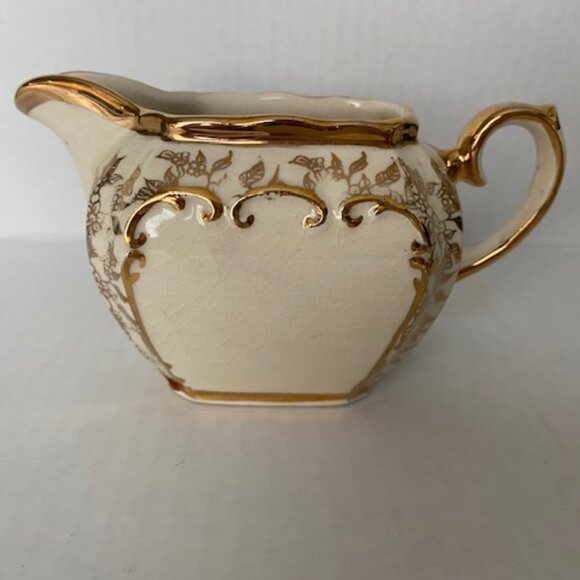 Vintage Sadler Milk Jug/ Creamer. White and gold. England 1930's (item # 2026) - Picture 2 of 9